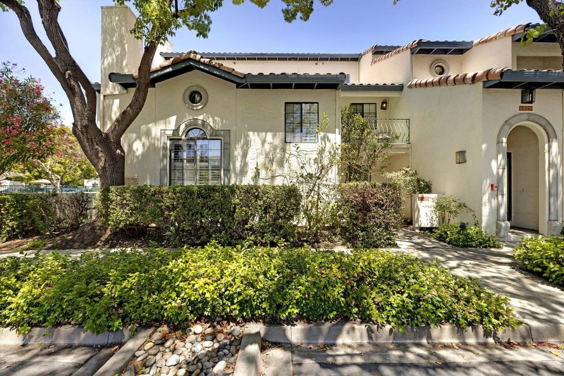 Condo in Newark, California, United States 1 - 18423203
