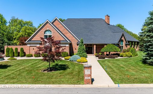 House in Saginaw, Michigan, United States 1