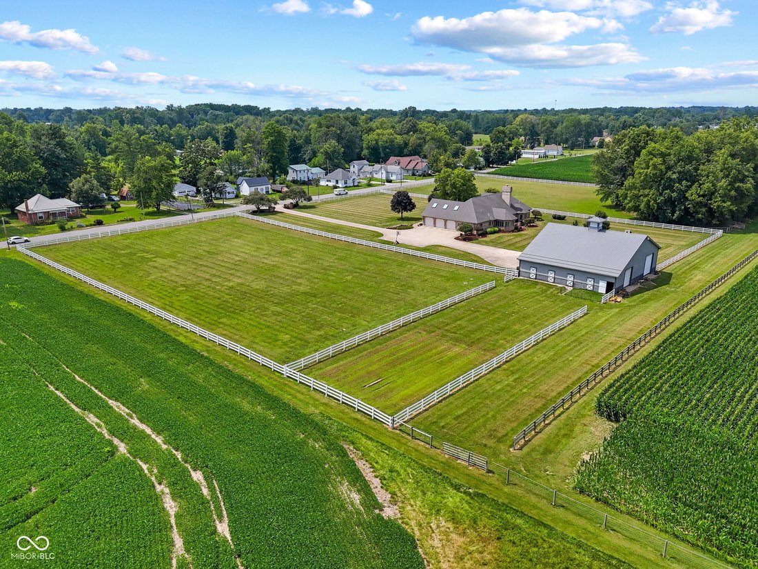 House in Brazil, Indiana, United States 4 - 18421560