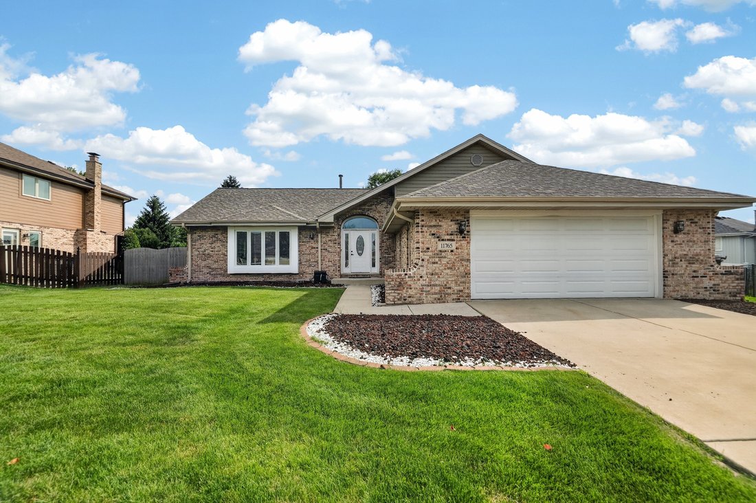 House in Orland Park, Illinois, United States 1 - 18423390