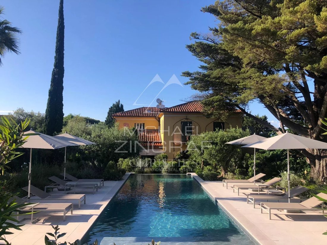 Villa in Gassin, Provence-Alpes-Côte d'Azur, France 1 - 18421145