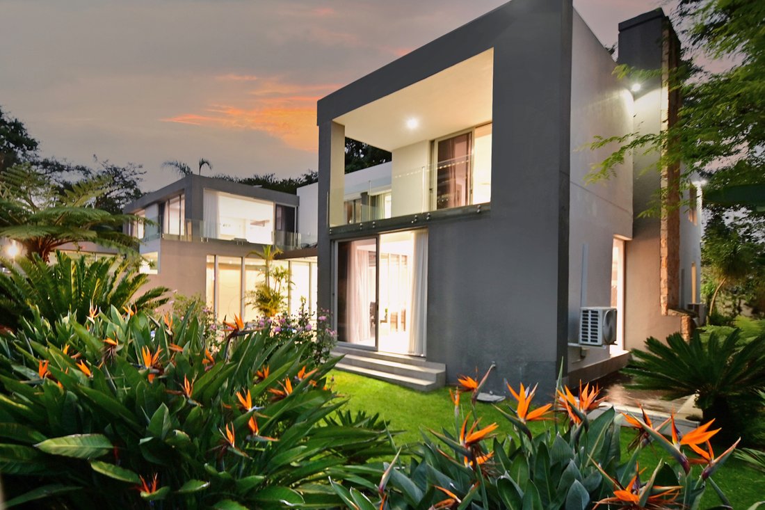 House in Hyde Park, Gauteng, South Africa 3 - 18421680