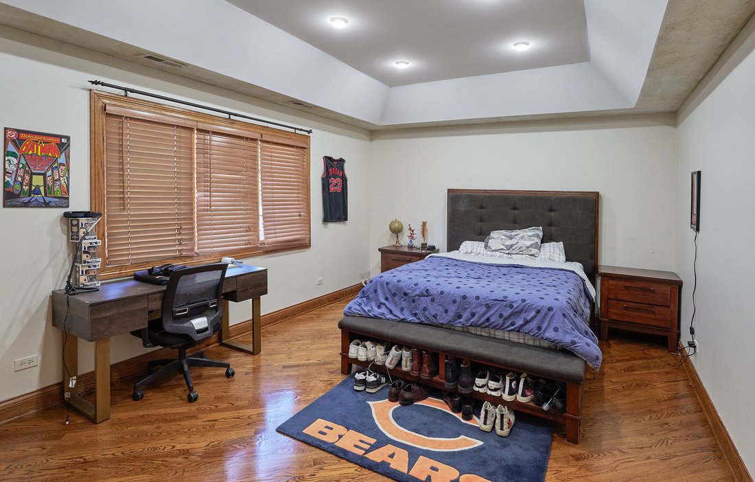 House in Oak Lawn, Illinois, United States 5 - 18423348