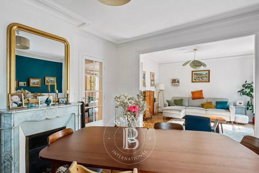 Apartment in Montsouris Dareau, Paris 14e Arrondissement, Paris 5 - 18421225
