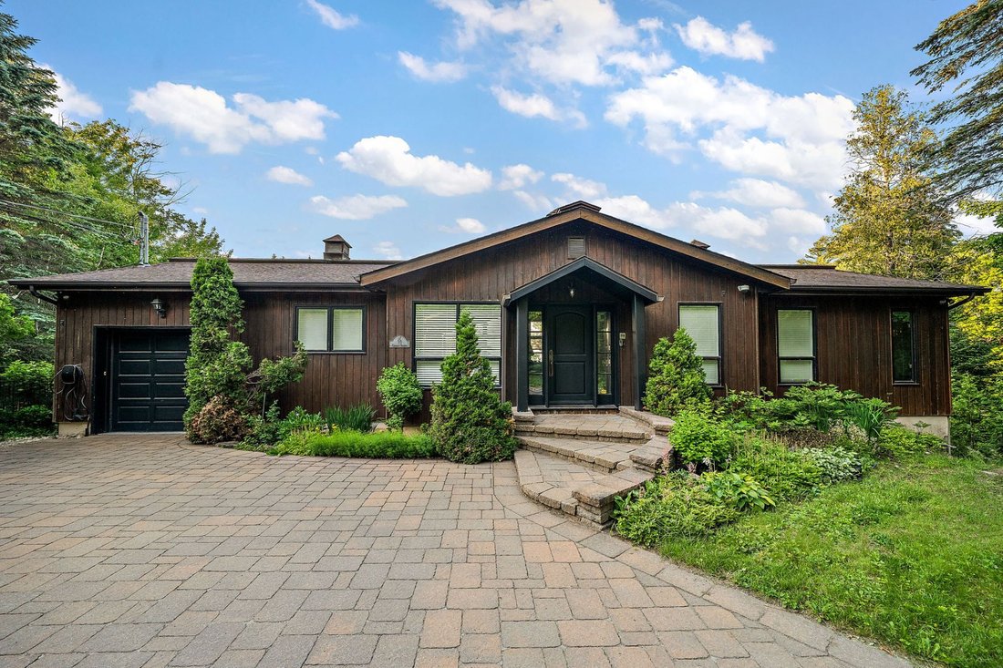 House in Sainte-Anne-des-Lacs, Quebec, Canada 5 - 18420818