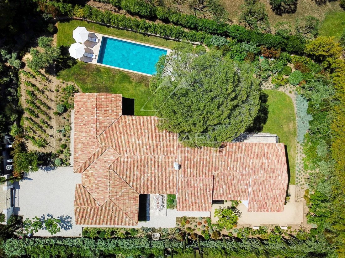 House in Zone Est Diffuse, Saint-Tropez, France 5 - 17408104