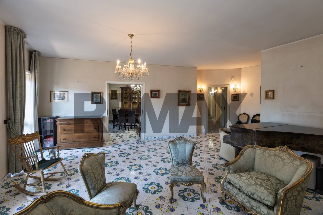 Apartment in Vomero, Naples, Campania 4 - 18424952