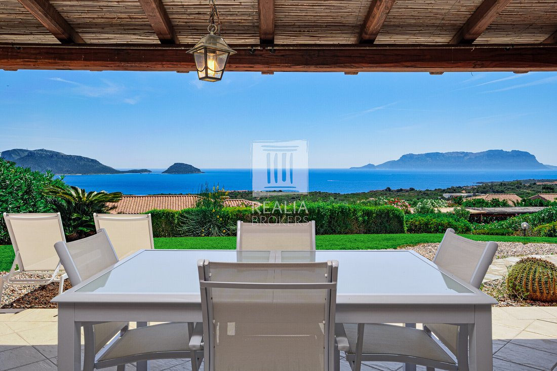 Maison à Figari/Golfo Aranci, Sardaigne, Italie 1 - 18424081