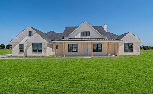 House in Granbury, Texas, United States 1