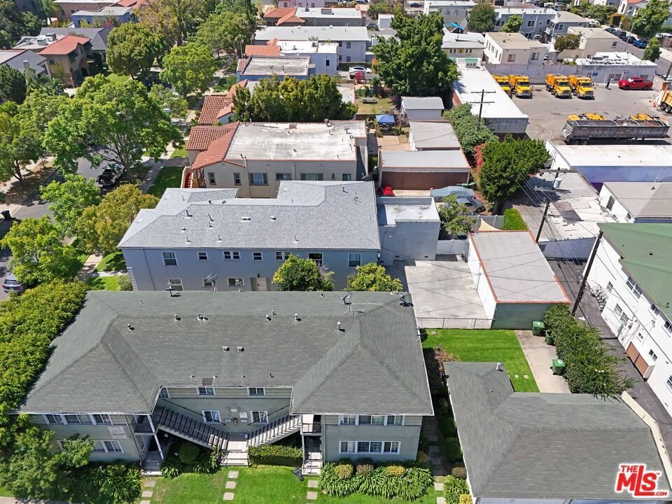 Los Angeles, California, United States 3 - 18423394