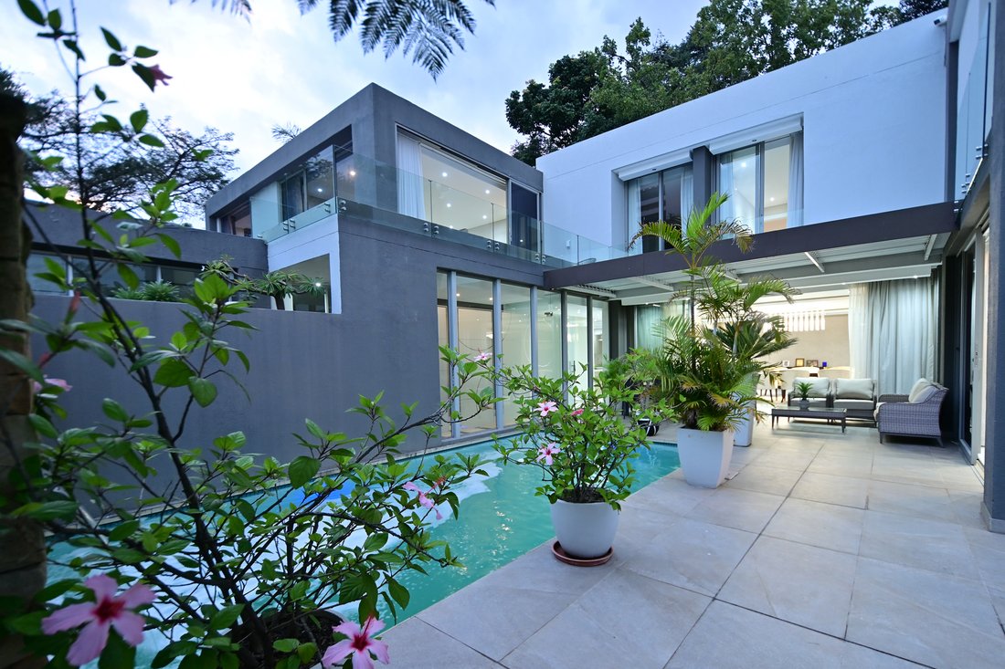 House in Hyde Park, Gauteng, South Africa 3 - 18421680