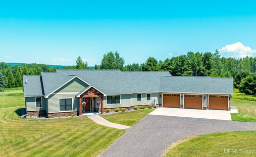 House in Houghton, Michigan, United States 1
