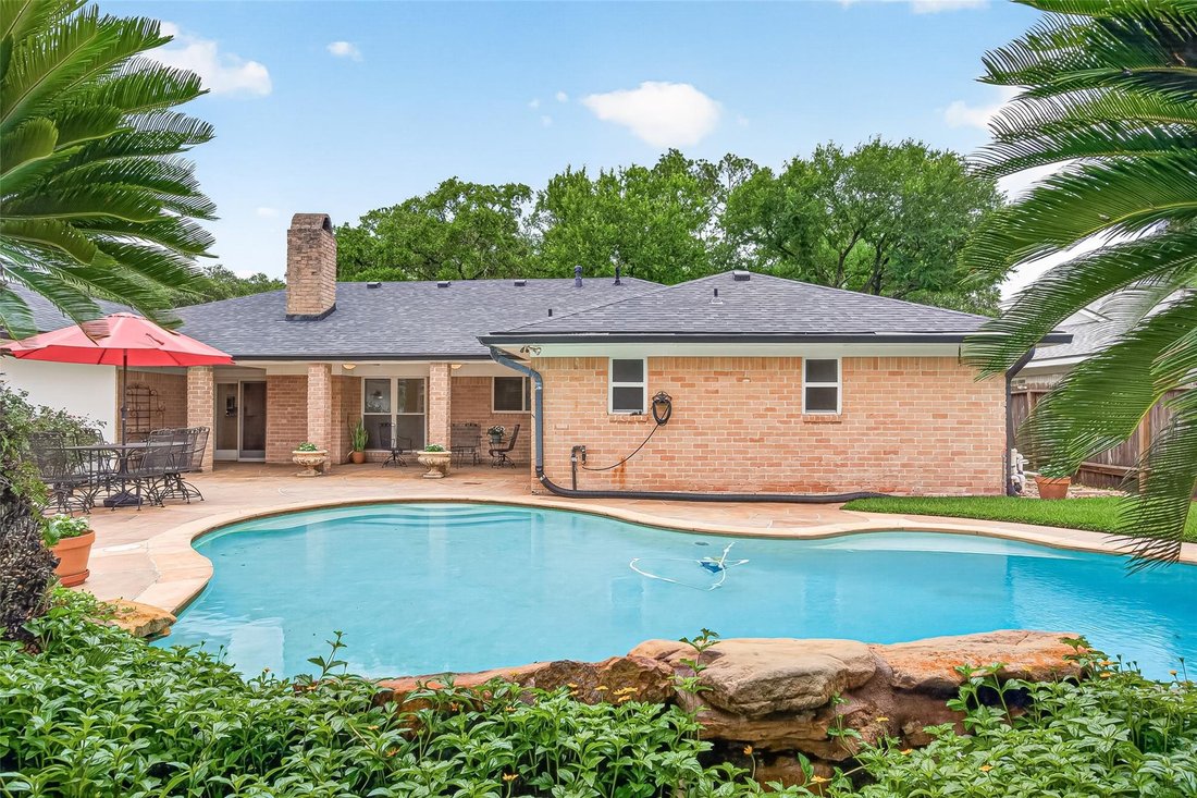 House in Sugar Land, Texas, United States 1 - 18423720
