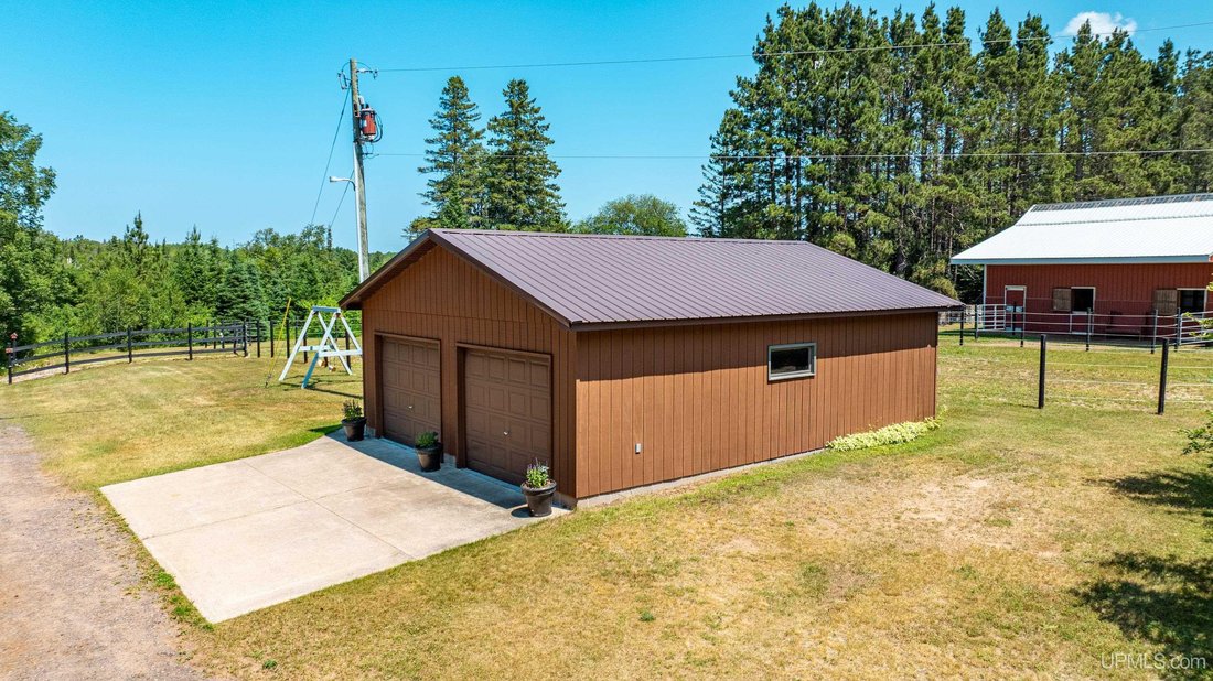 House in Allouez, Michigan, United States 5 - 18423593