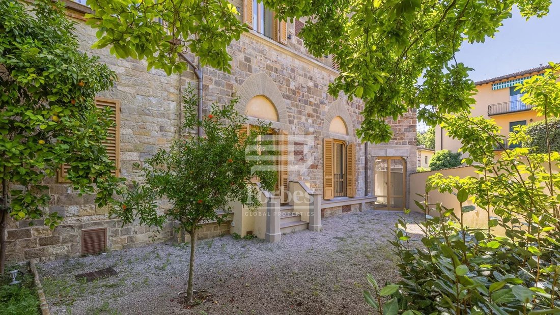 Villa in Center, Florence, Tuscany 4 - 18421350