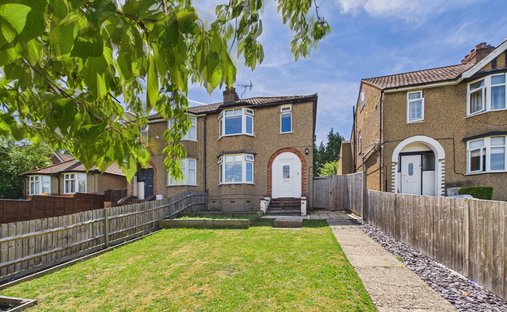 House in Loudwater, England 1