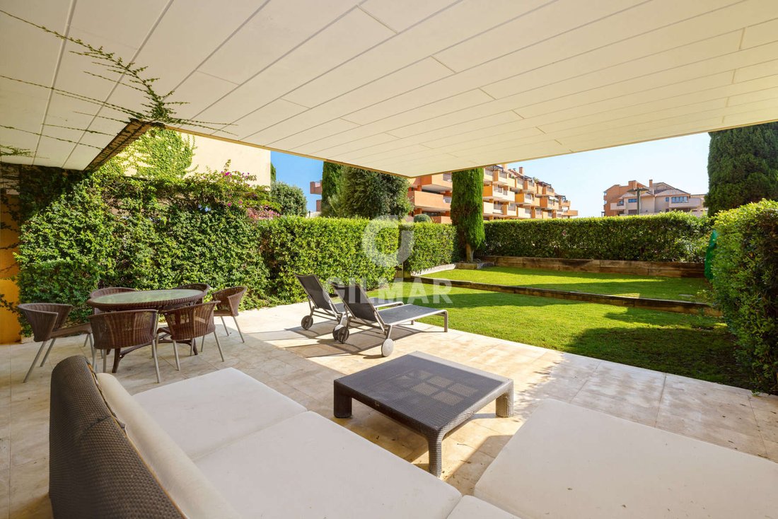 Apartment in Sotogrande, San Roque, Andalusia 5 - 18374246