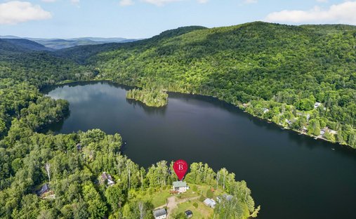 Casa a Amherst, Québec, Canada 1