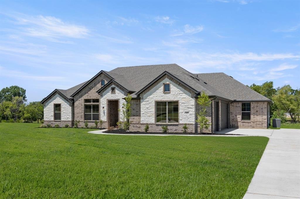 House in Joshua, Texas, United States 2 - 17633442
