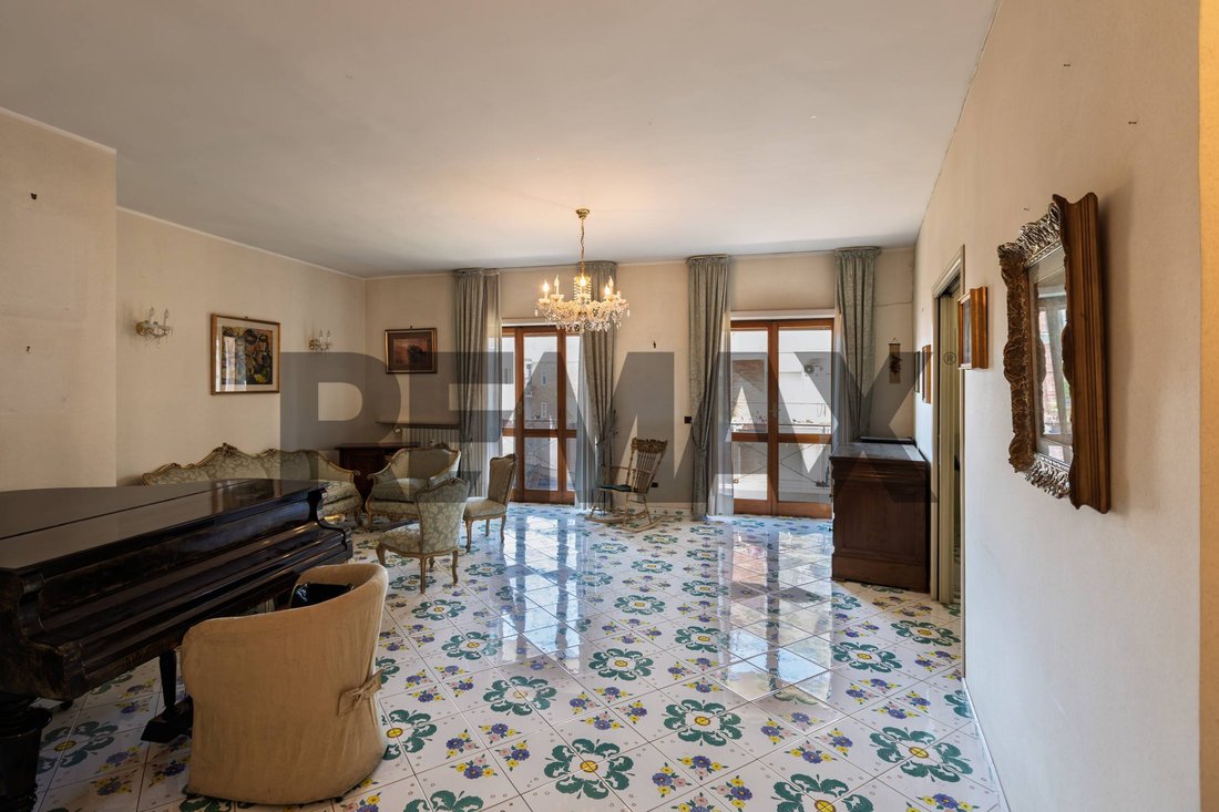Apartment in Vomero, Naples, Campania 5 - 18424952