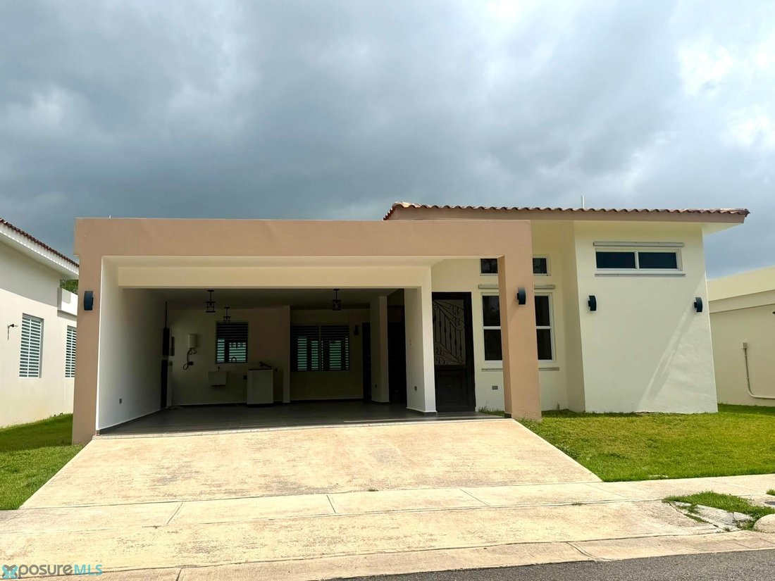 House in Aguada, Aguada, Puerto Rico 2 - 18421300
