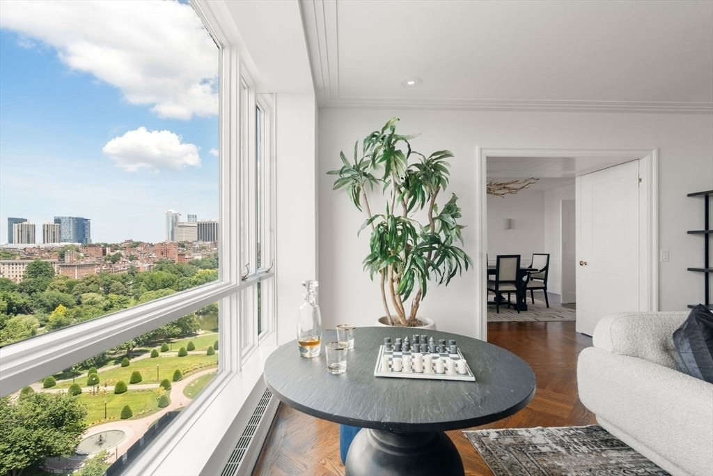 Condo in Boston, Massachusetts, United States 3 - 18420586