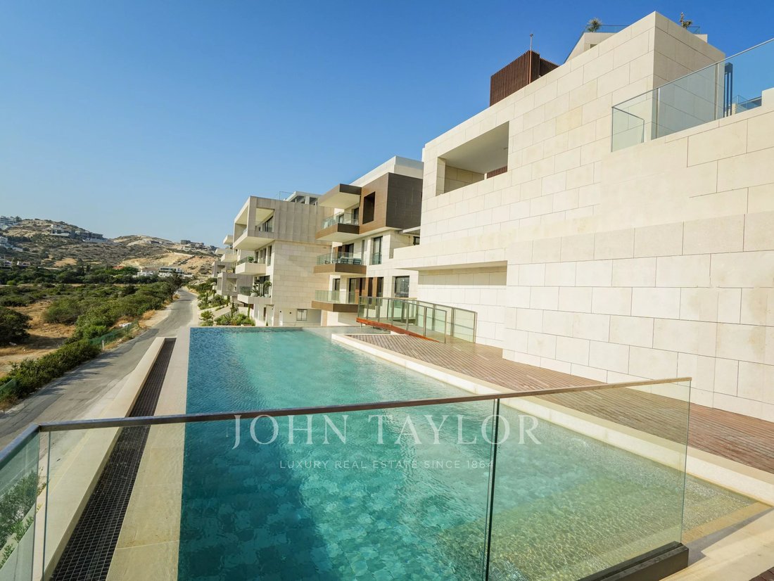 Casa a Agios Tychon, Distretto di Limassol, Cipro 1 - 17071211