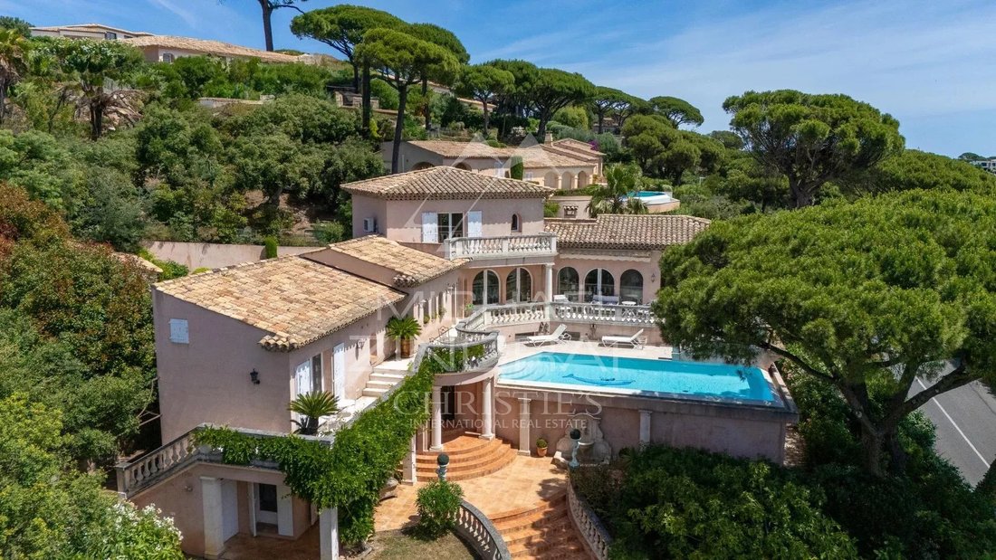 Villa à Nartelle-Noyer-Bellevue-bd des Sardinaux, Sainte-Maxime, France 3 - 18421144