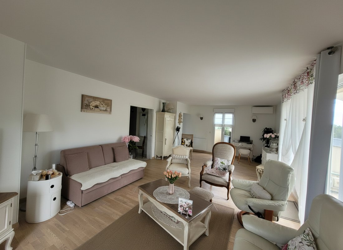 Apartment in Centre Ville-Tour du Lac, Enghien-les-Bains, France 5 - 18421602