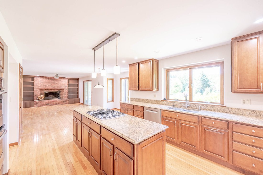 House in West Dundee, Illinois, United States 5 - 18423322