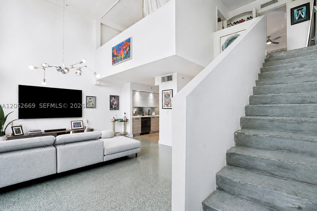 Condo in Miami Beach, Florida, United States 5 - 18423114