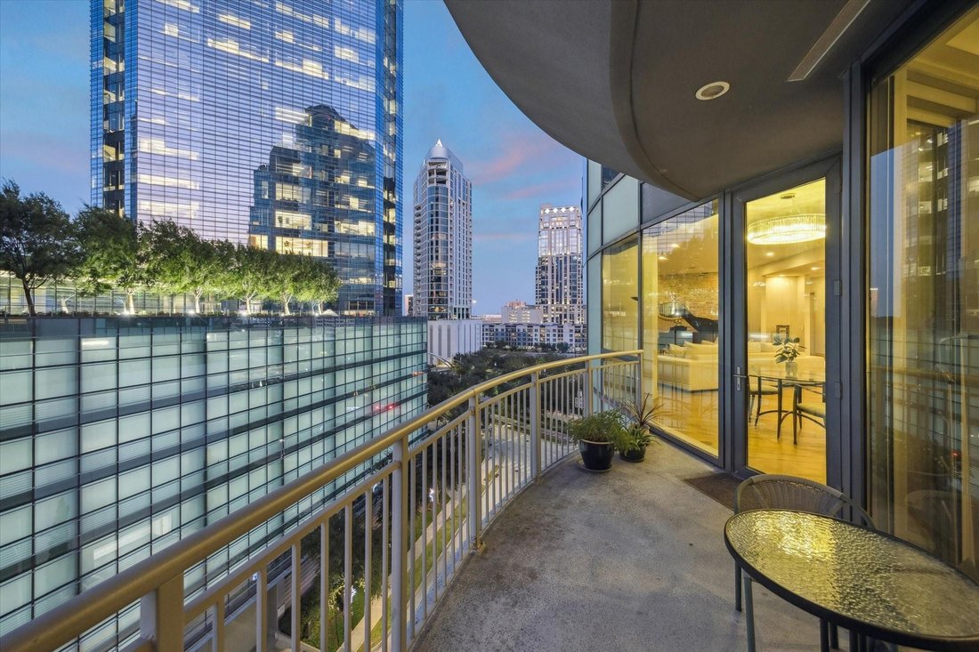 Condo in Houston, Texas, United States 2 - 18423673