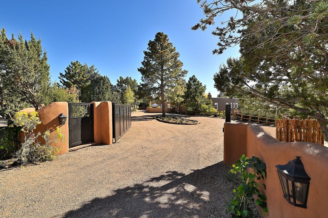House in Santa Fe, New Mexico, United States 2 - 15797731