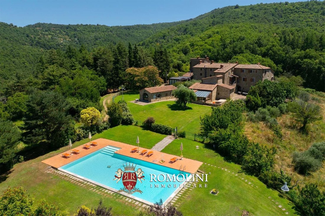 Estate in Palazzo del Pero, Arezzo, Tuscany 2 - 15664628