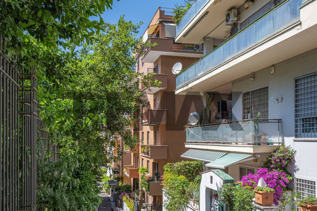 Apartment in Villa Chigi - Quartiere Africano, Rome, Italy 2 - 18424958