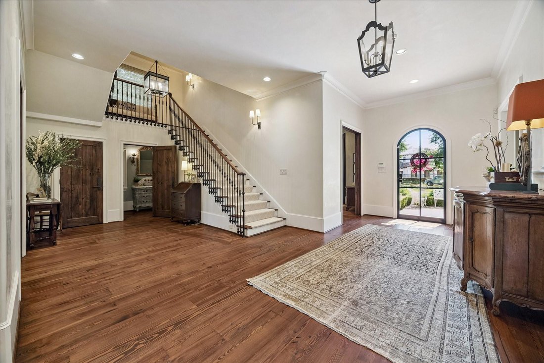 House in Houston, Texas, United States 4 - 18423682