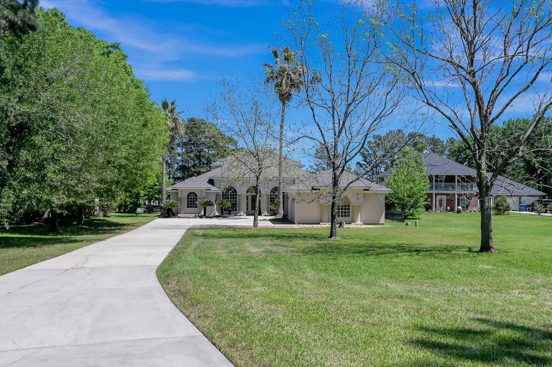 House in Willis, Texas, United States 3 - 18423723
