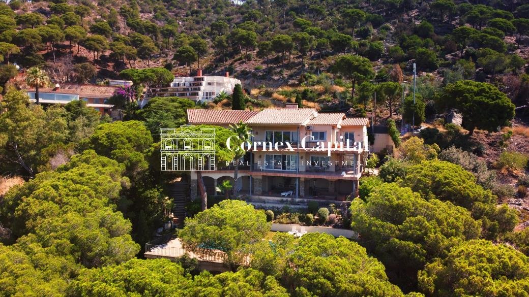 Villa in Cabrils, Catalonia, Spain 2 - 18324472