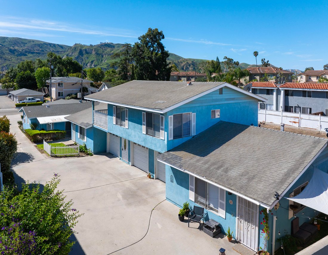 Santa Paula, California, United States 1 - 18422304