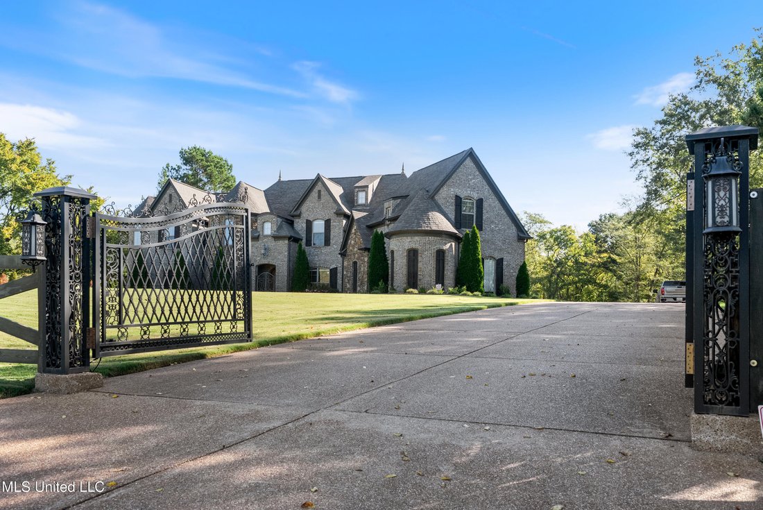 House in Olive Branch, Mississippi, United States 2 - 18422673
