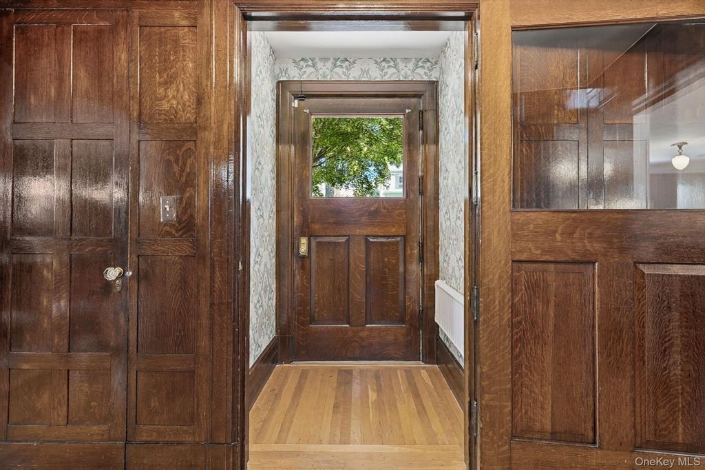 House in White Plains, New York, United States 3 - 18425000