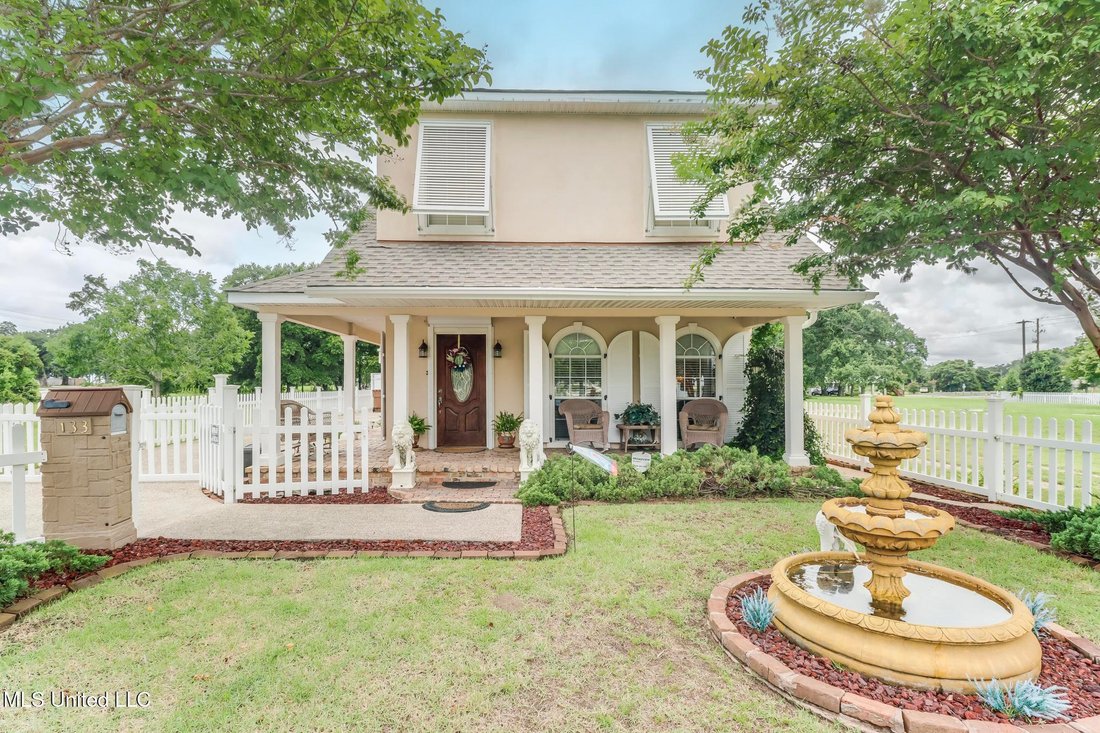 House in Biloxi, Mississippi, United States 2 - 18422989