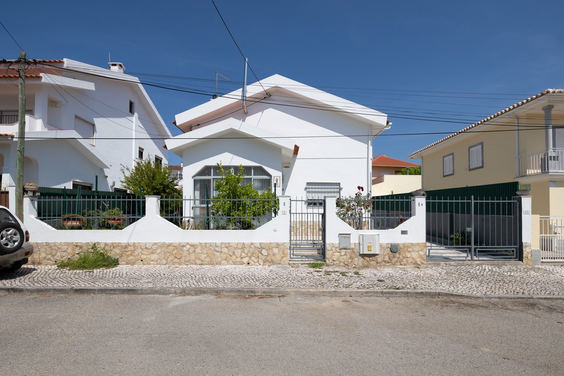 House in Charneca de Caparica e Sobreda, Setubal, Portugal 1 - 18424289