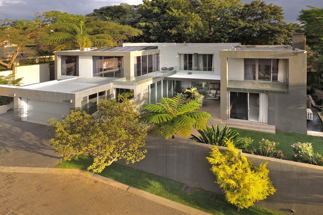 House in Hyde Park, Gauteng, South Africa 1 - 18421680