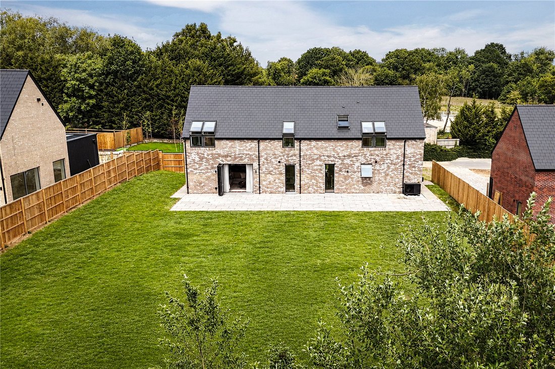 House in Goff's Oak, Waltham Cross, England 3 - 17695962