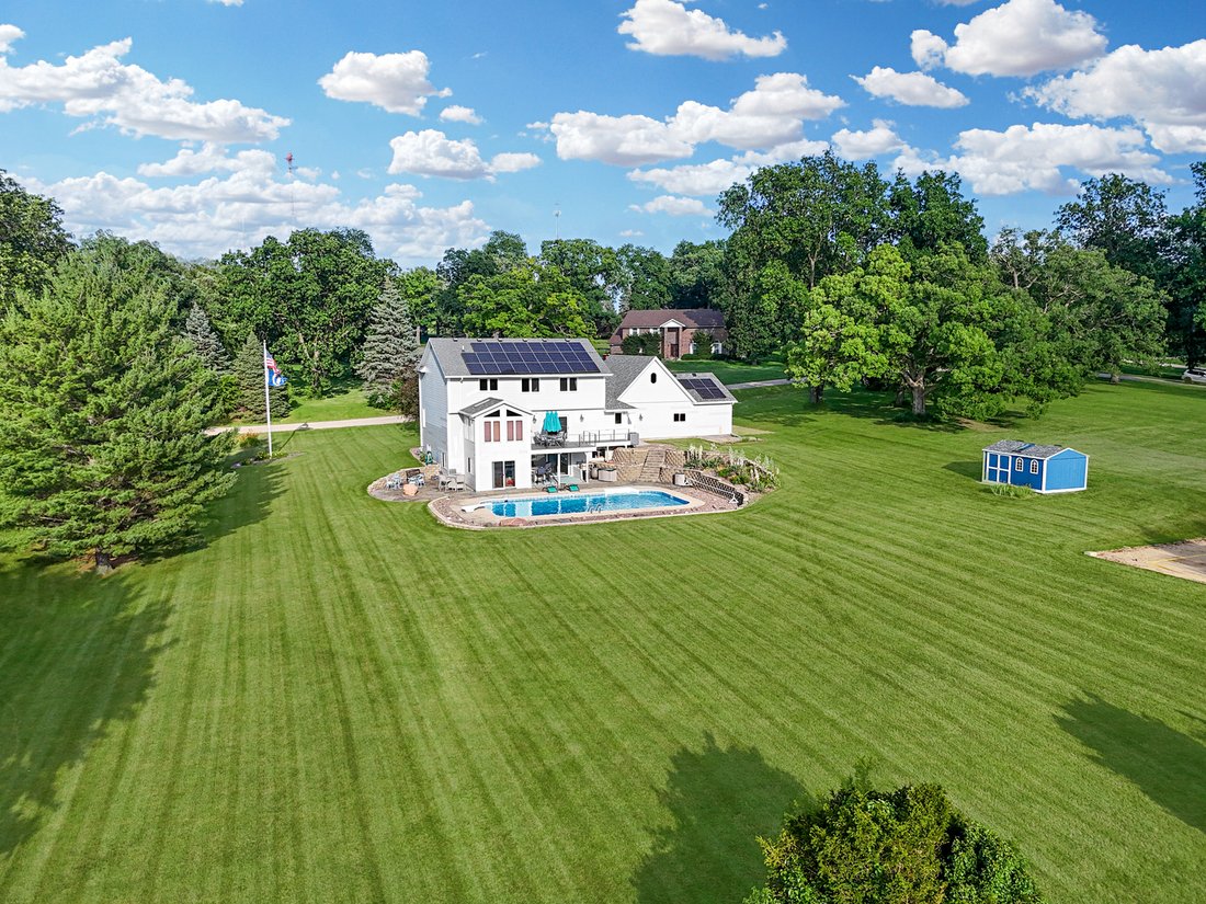 House in Freeport, Illinois, United States 4 - 18423356