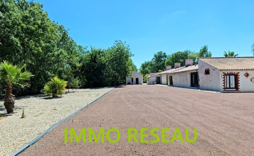 House in Sallertaine, Pays de la Loire, France 1