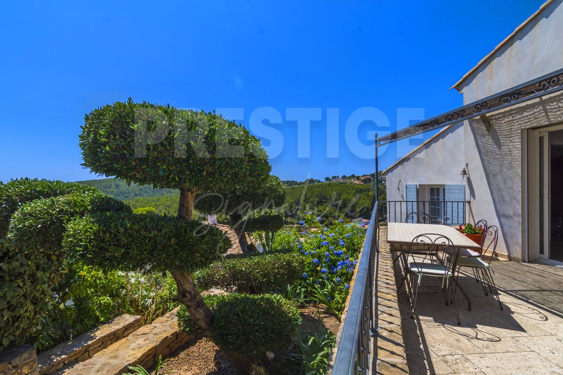 Villa in Bandol, Provence-Alpes-Côte d'Azur, France 4 - 18422969