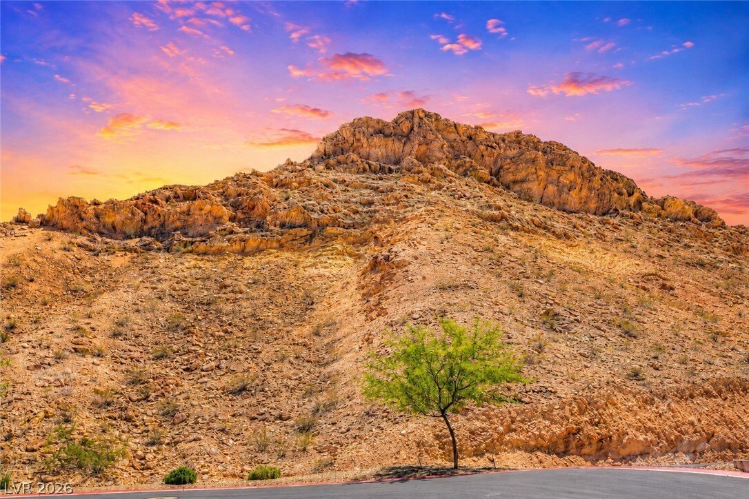 House in Henderson, Nevada, United States 5 - 18423925