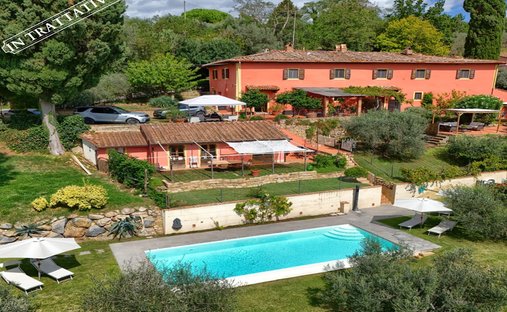 Country House in Certaldo, Tuscany, Italy 1